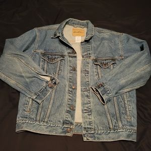 Levi's Signature L Trucker